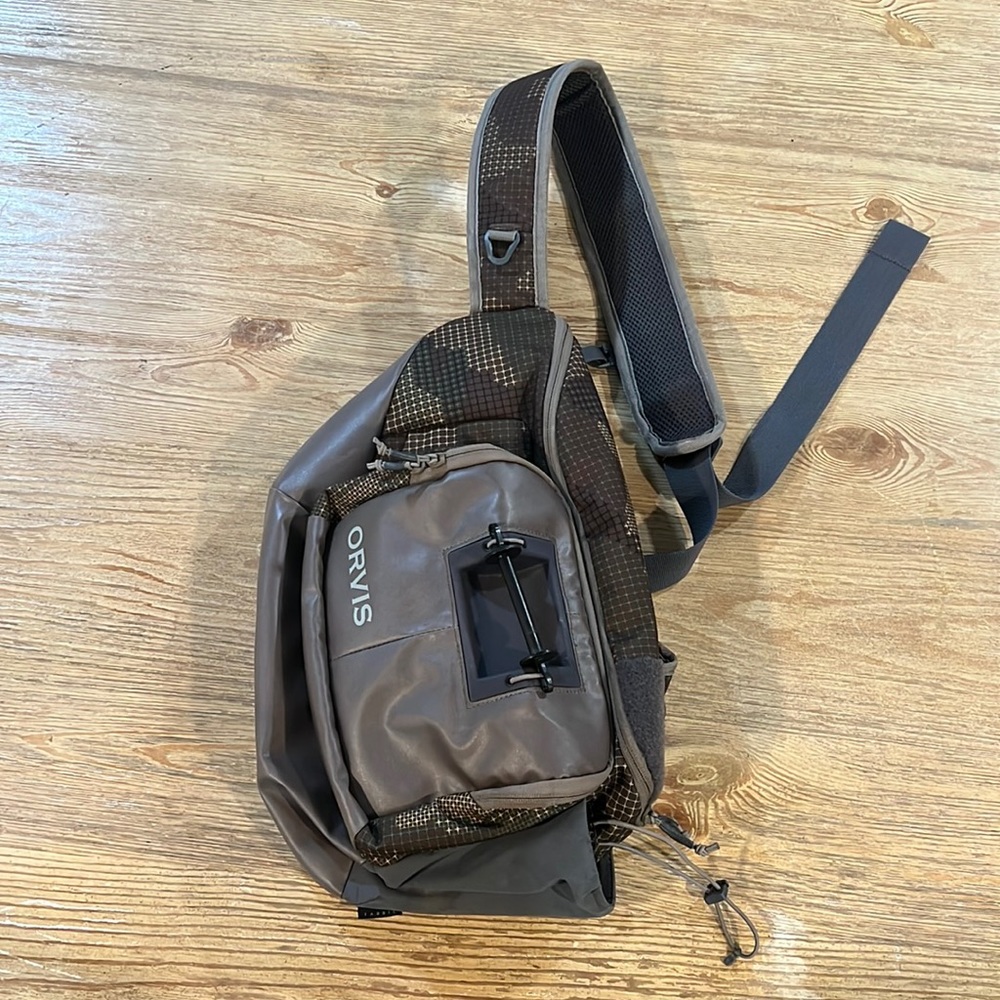Orvis Sling Pack Camo Color